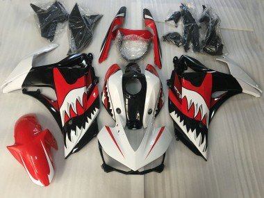 Tiburón Rojo & Blanco 15-18 R3 Carenados Moto