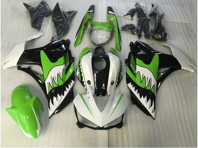 Tiburón Verde Lima & Blanco 15-18 R3 Carenados Moto